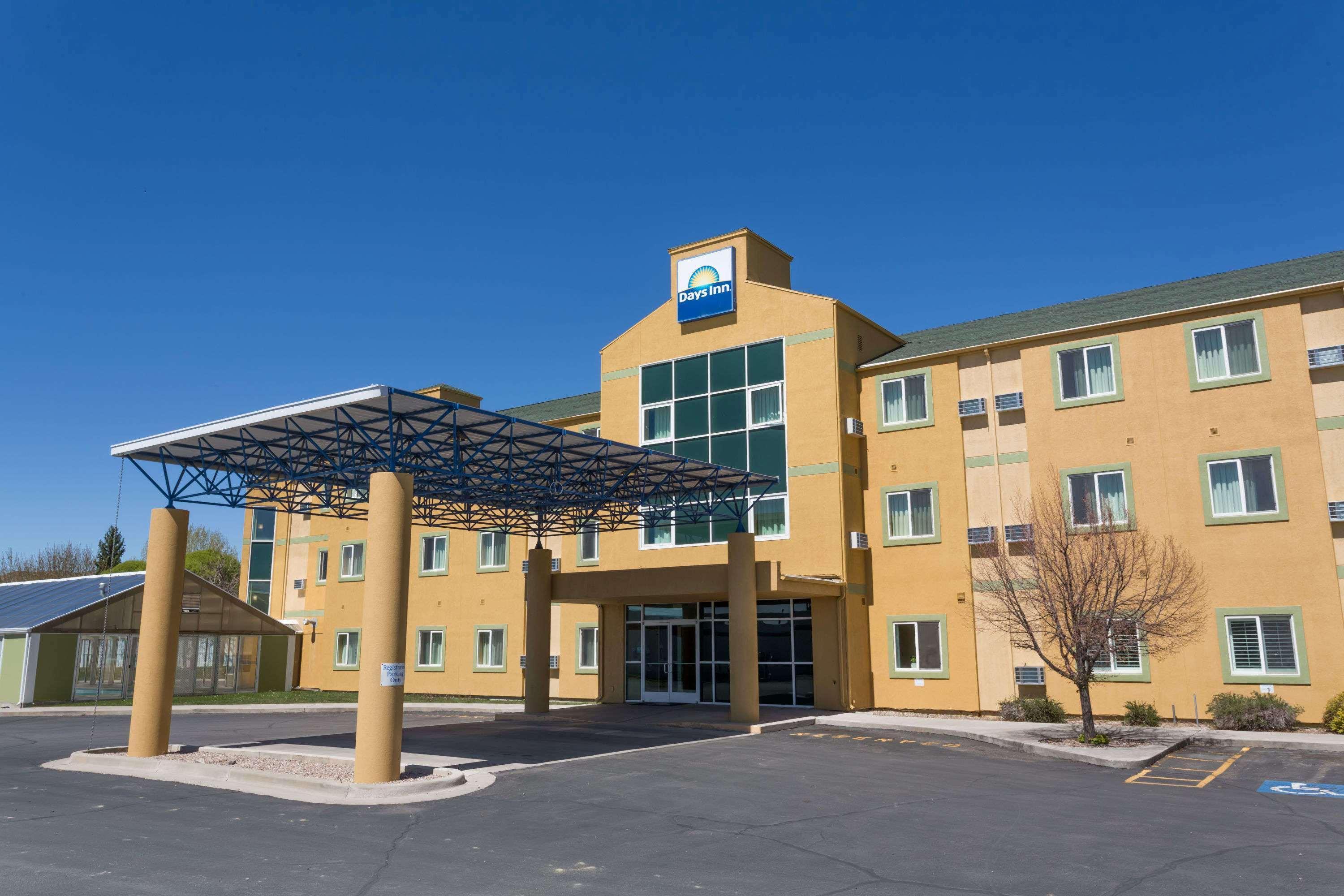 Days Inn by Wyndham Vernal Exterior foto